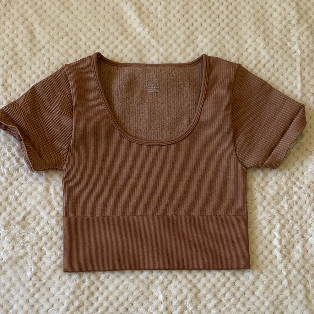 Crop Scoop Neck Ribbed Top - Brown